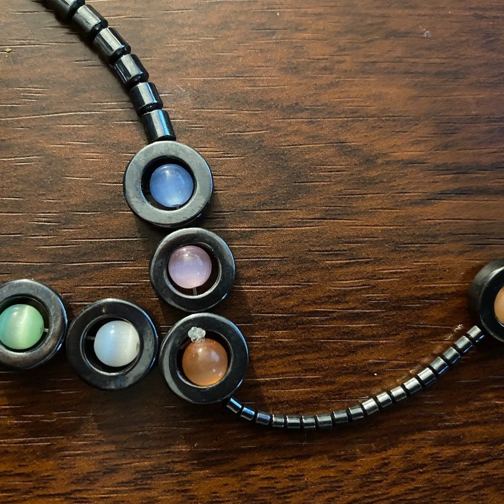 Cute Fashion Necklace - Lots of Pretty Stones